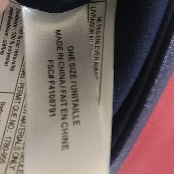 Red white navy. Leather handbag. Never used. 11in high 3.5 bottom 12 in wide. - Picture 8 of 12